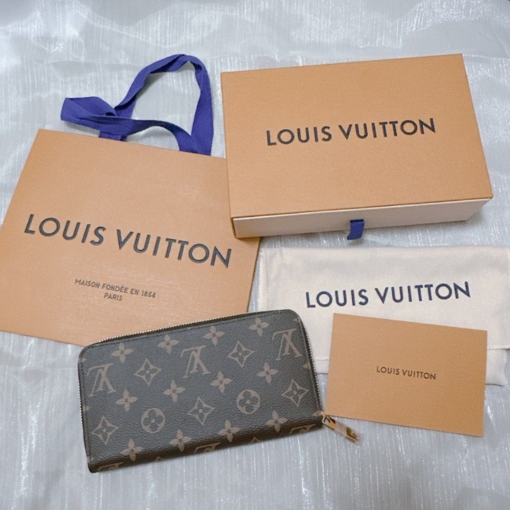 Louis Vuitton Monogram Wallet